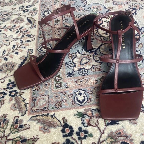 Marc Fisher Dennie Ankle Strap Sandal Square Toe Brown size 8.5 - Picture 4 of 8
